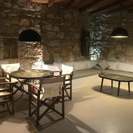 Lisante Villa *